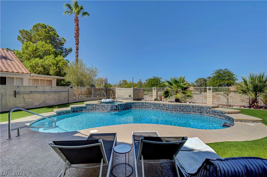 5260 Drifting Dunes Drive Las Vegas NV 89149