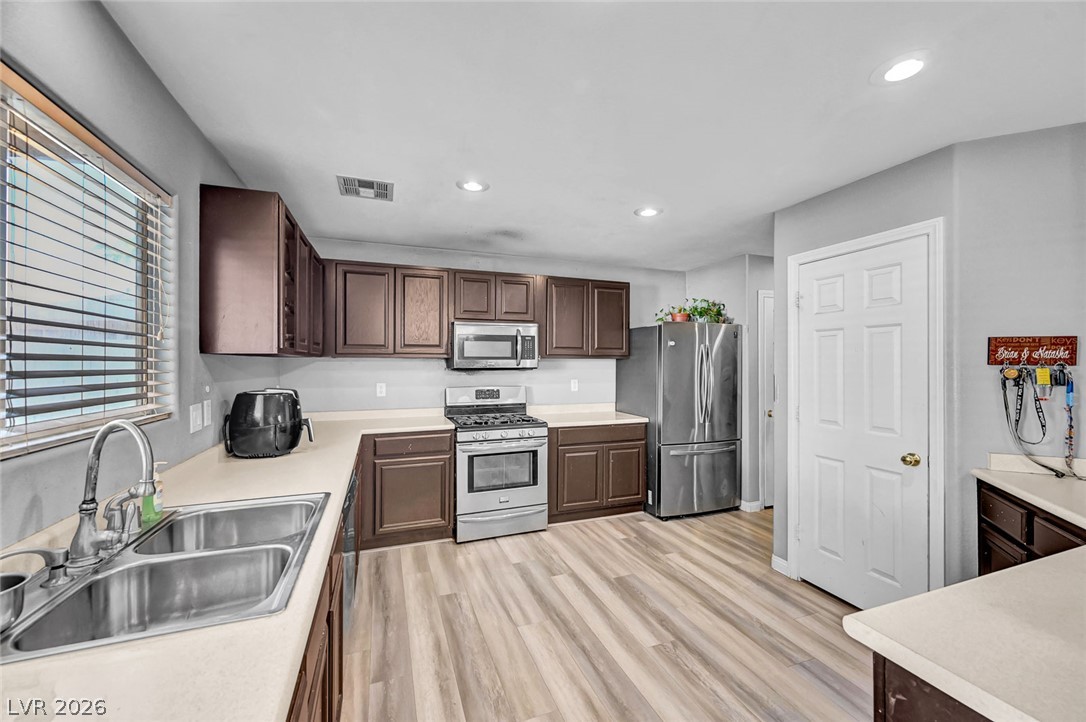 3966 Shimmering Plains Street Las Vegas NV 89129