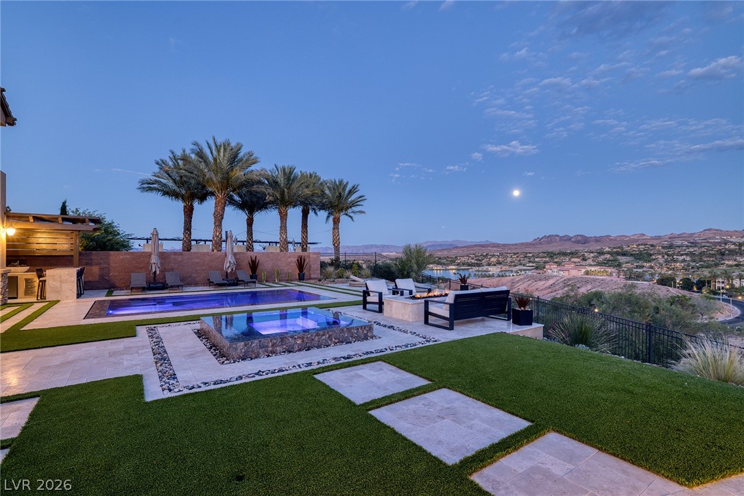 99 Rezzonico Drive Henderson NV 89011