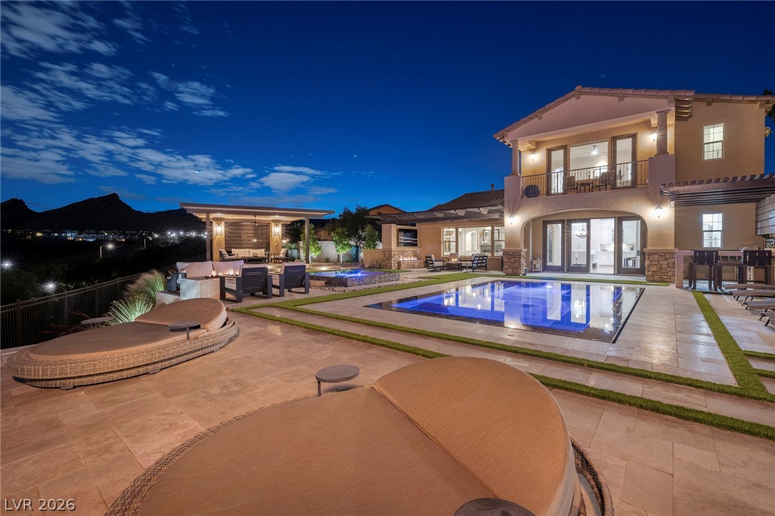 99 Rezzonico Drive Henderson NV 89011