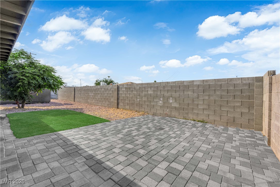 1724 Palora Avenue Las Vegas NV 89169