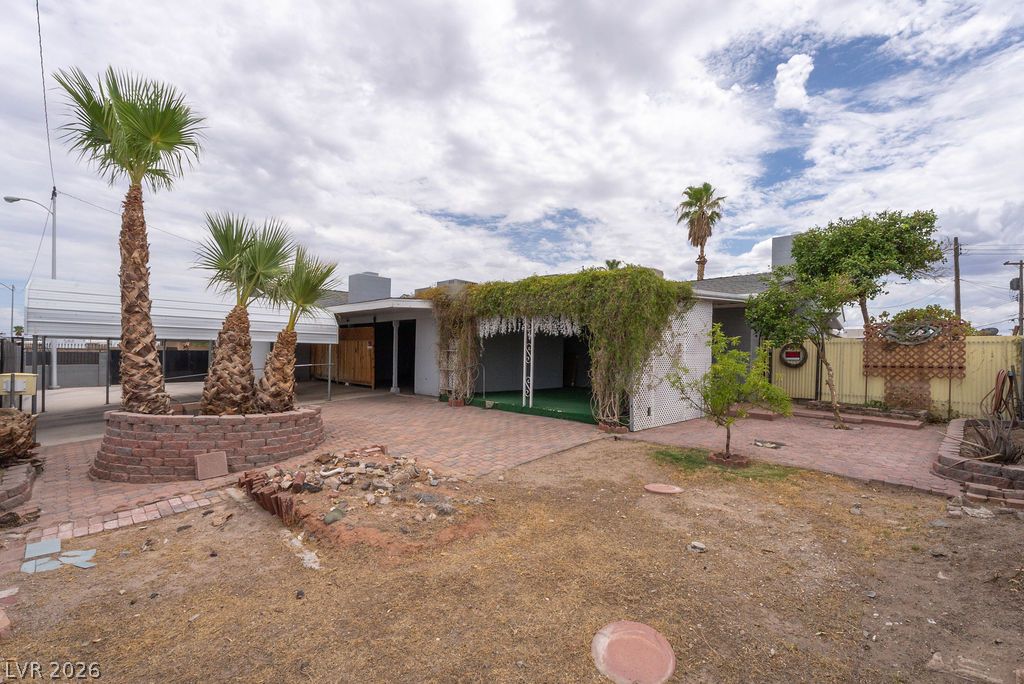 5185 Sun Valley Drive Las Vegas NV 89122