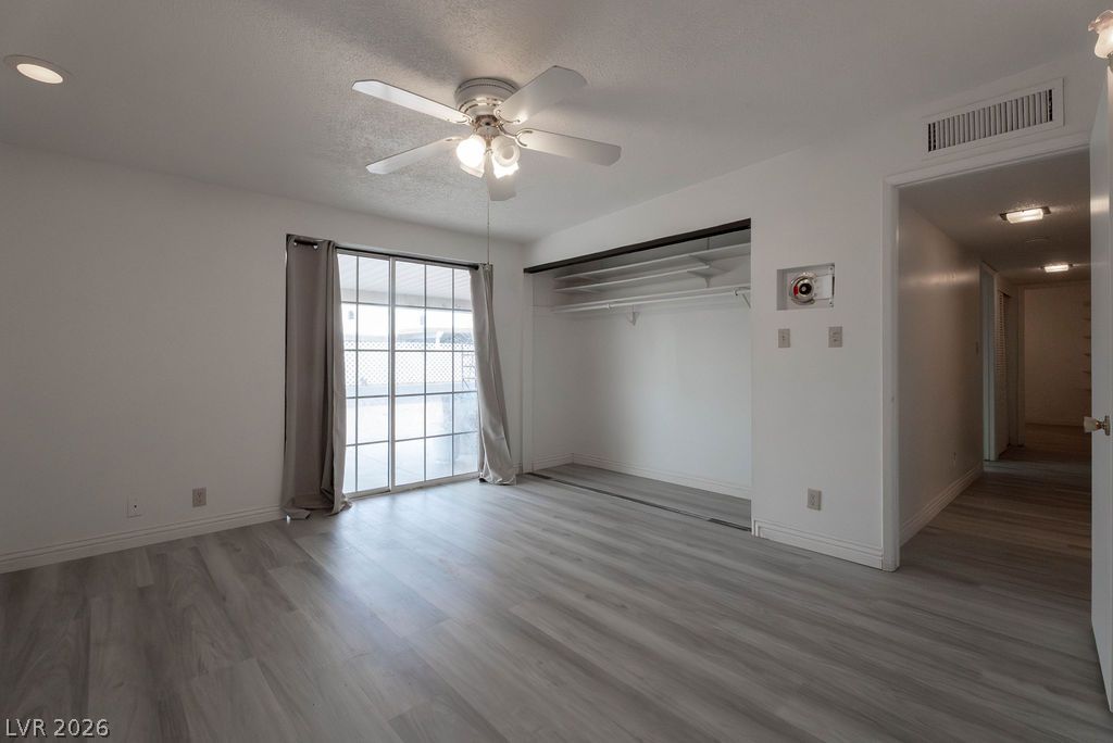 5185 Sun Valley Drive Las Vegas NV 89122
