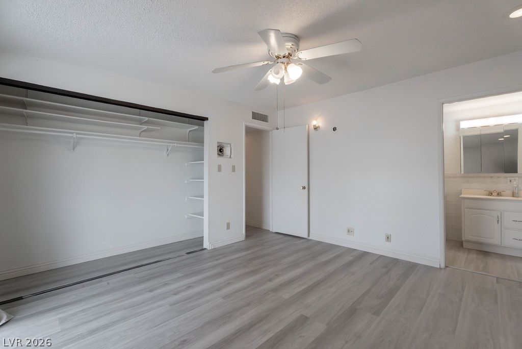 5185 Sun Valley Drive Las Vegas NV 89122