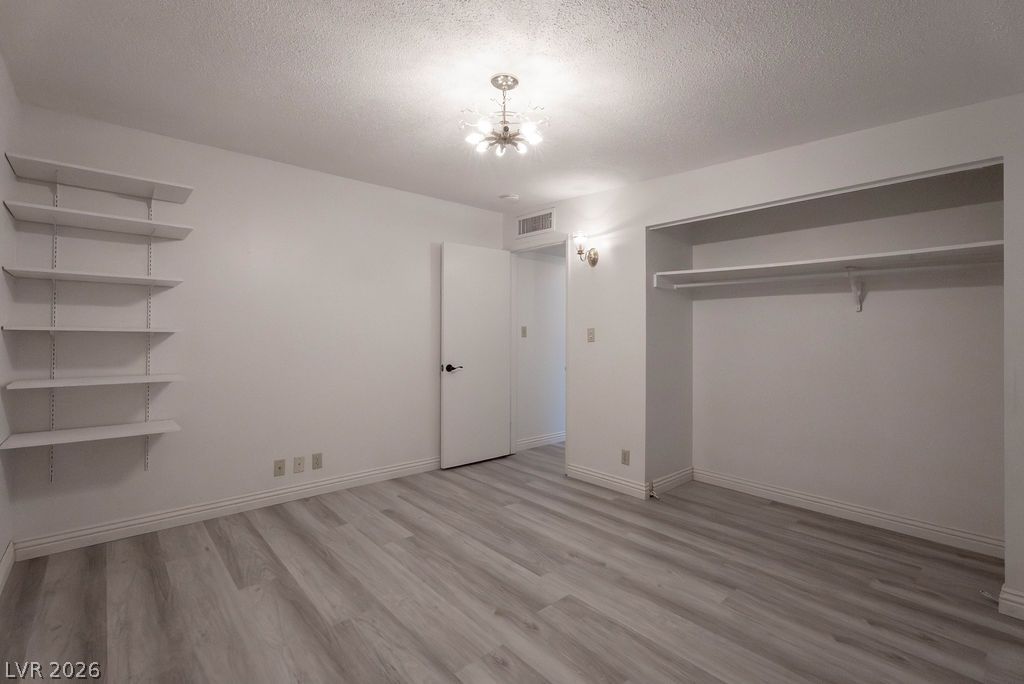 5185 Sun Valley Drive Las Vegas NV 89122