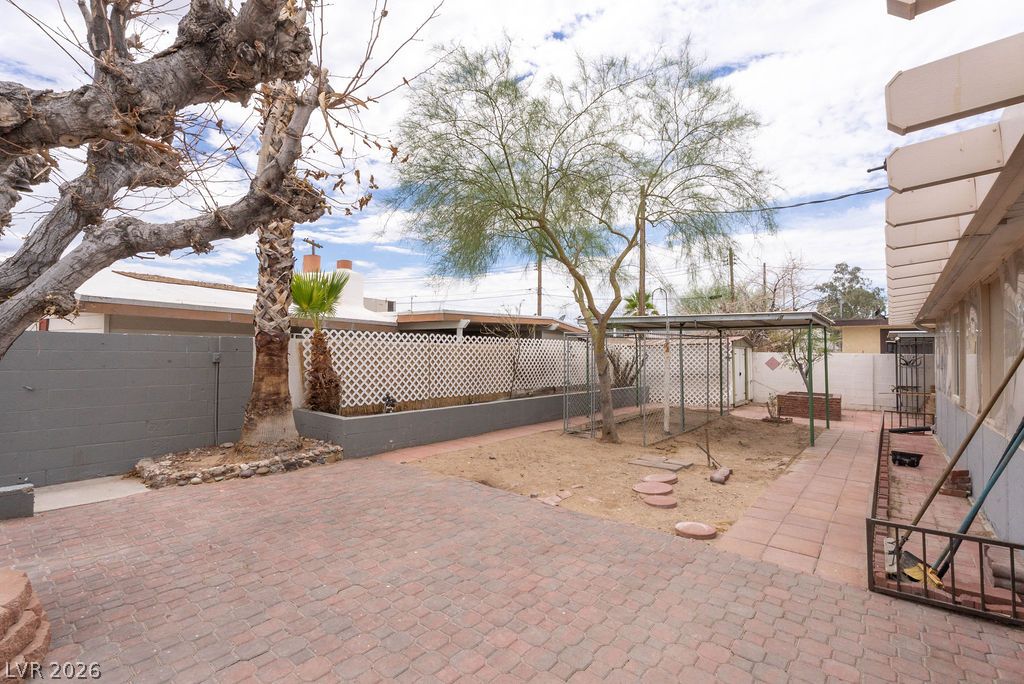 5185 Sun Valley Drive Las Vegas NV 89122