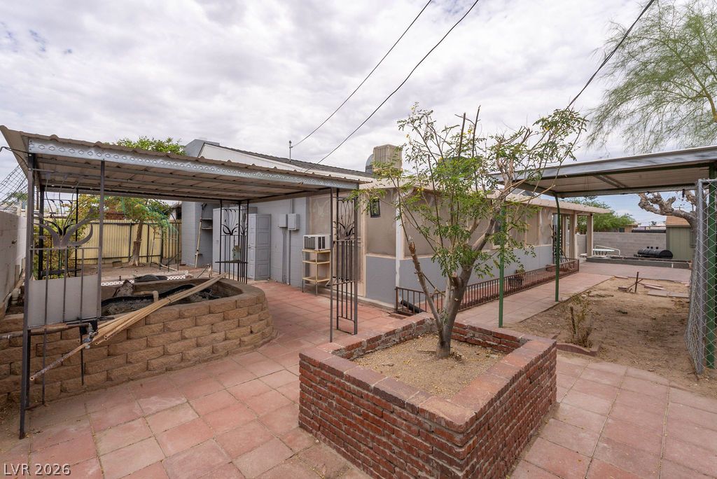 5185 Sun Valley Drive Las Vegas NV 89122