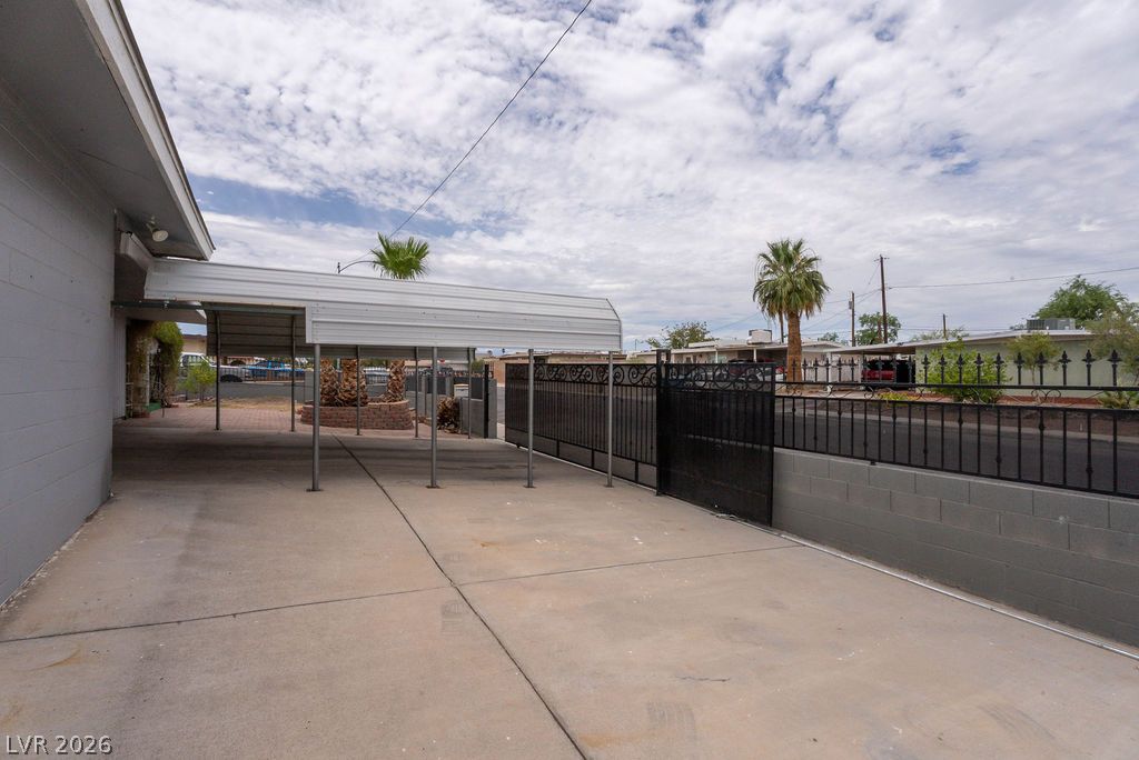 5185 Sun Valley Drive Las Vegas NV 89122