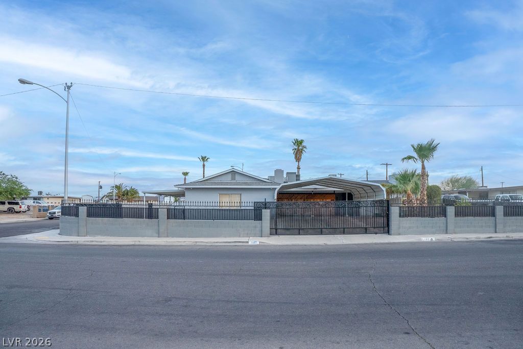 5185 Sun Valley Drive Las Vegas NV 89122