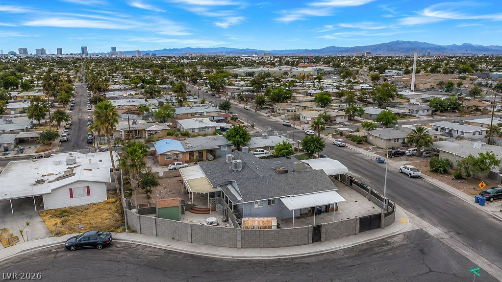 5185 Sun Valley Drive Las Vegas NV 89122