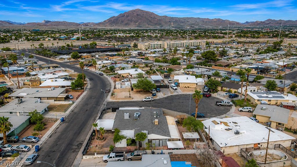 5185 Sun Valley Drive Las Vegas NV 89122