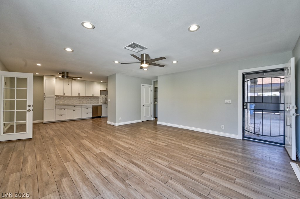 7005 Grassy Knoll Street Las Vegas NV 89147
