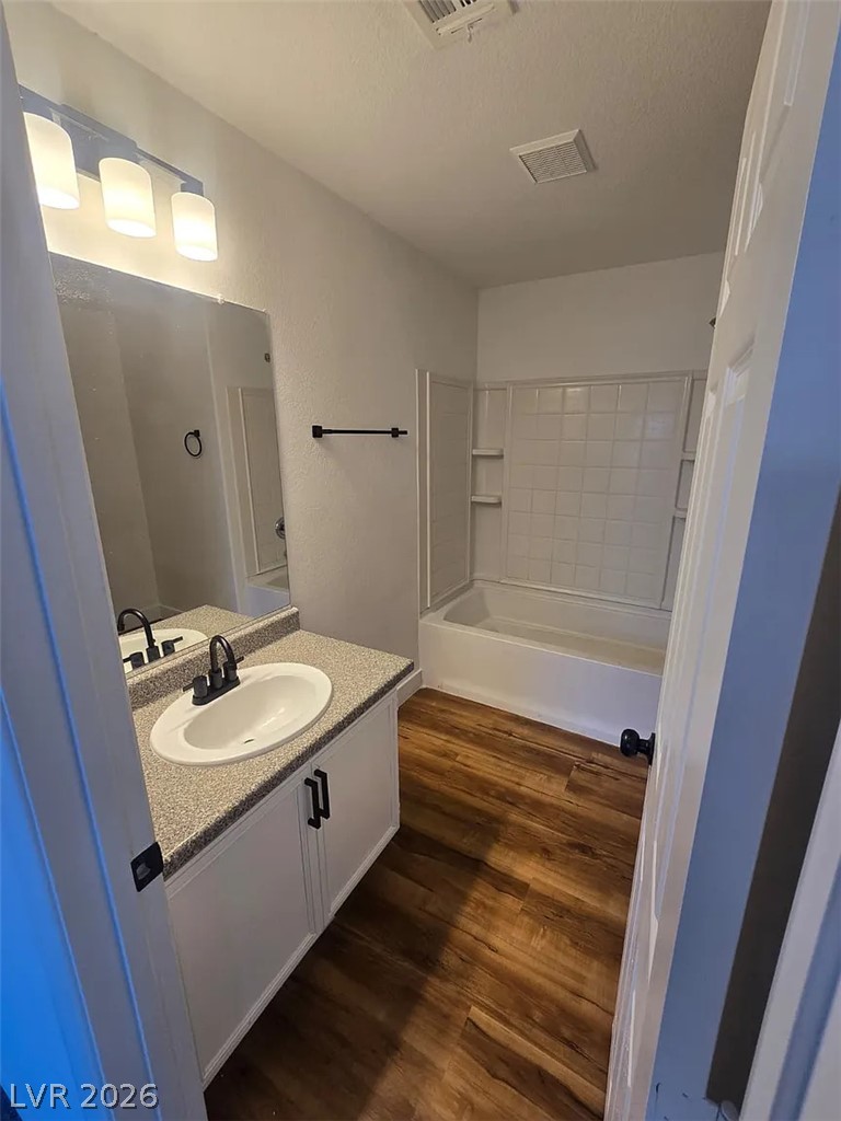 6158 Calm Breeze Avenue 103 Las Vegas NV 89108