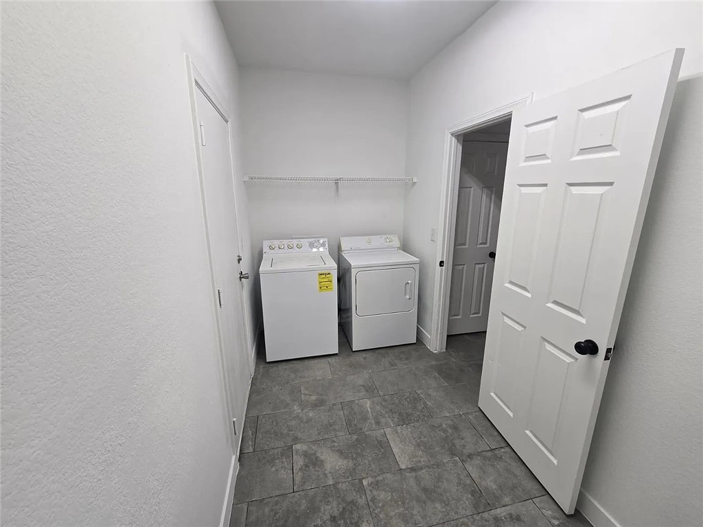 6158 Calm Breeze Avenue 103 Las Vegas NV 89108