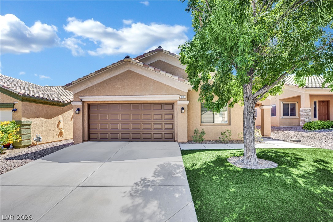 86 Harbor Coast Street Las Vegas NV 89148