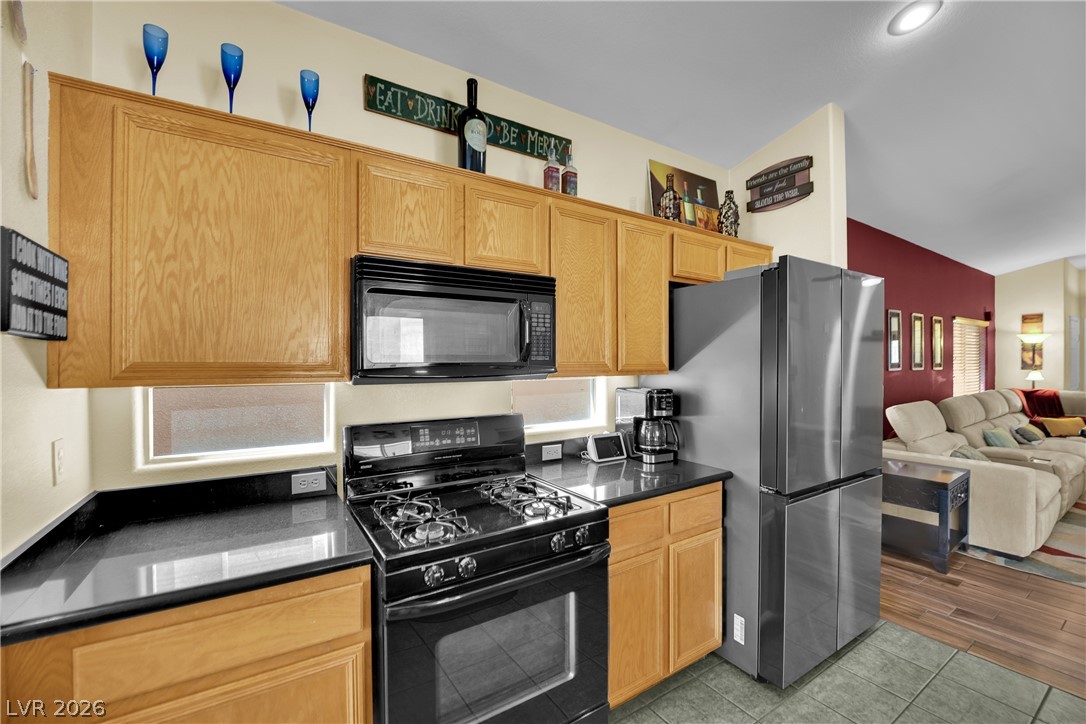 86 Harbor Coast Street Las Vegas NV 89148