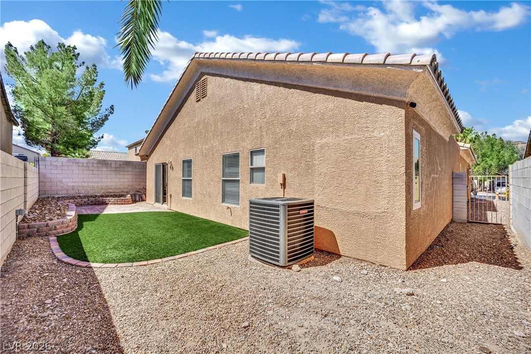 86 Harbor Coast Street Las Vegas NV 89148