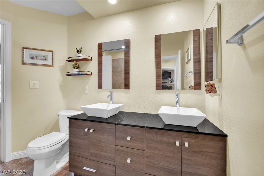 86 Harbor Coast Street Las Vegas NV 89148