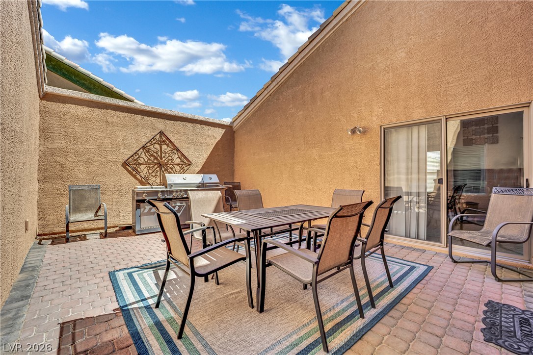 86 Harbor Coast Street Las Vegas NV 89148