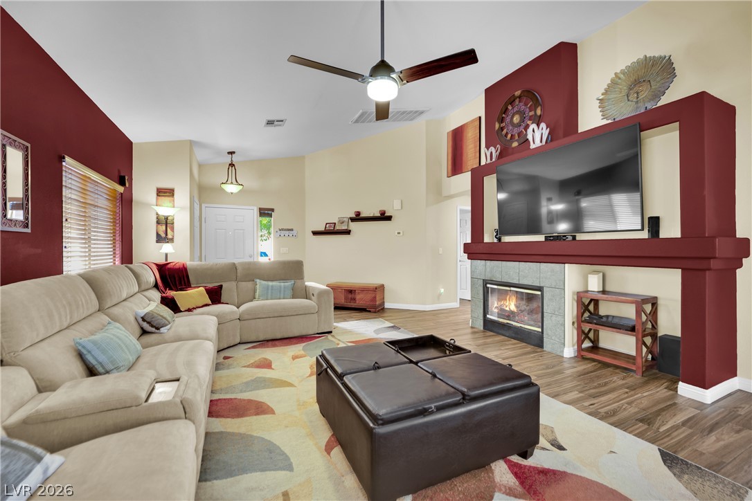 86 Harbor Coast Street Las Vegas NV 89148