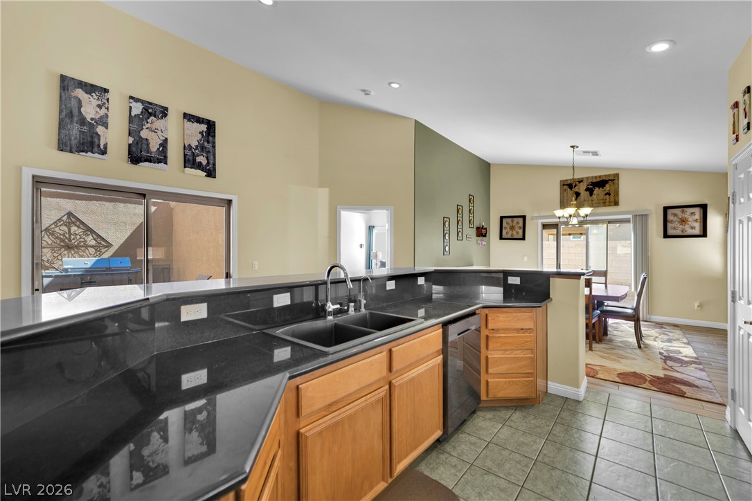 86 Harbor Coast Street Las Vegas NV 89148