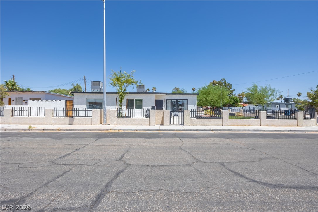 1310 Eastwood Drive Las Vegas NV 89104