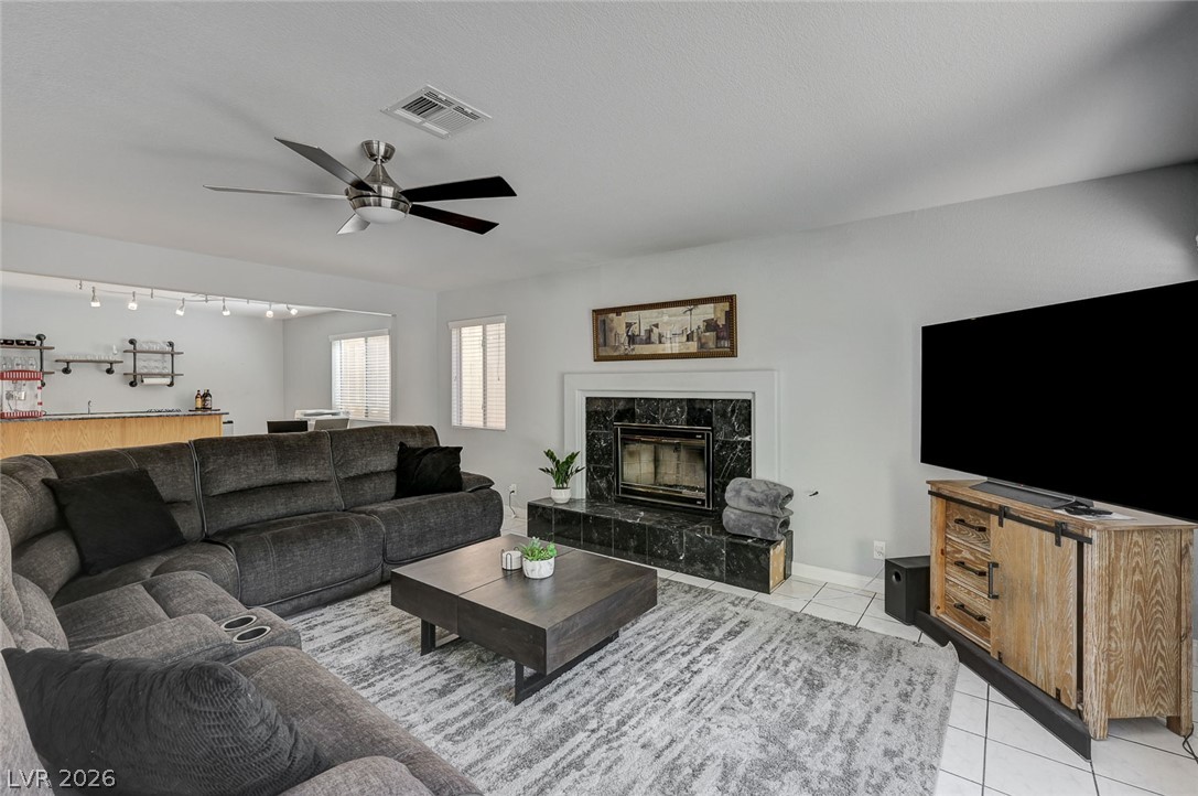 9920 Barrier Reef Drive Las Vegas NV 89117