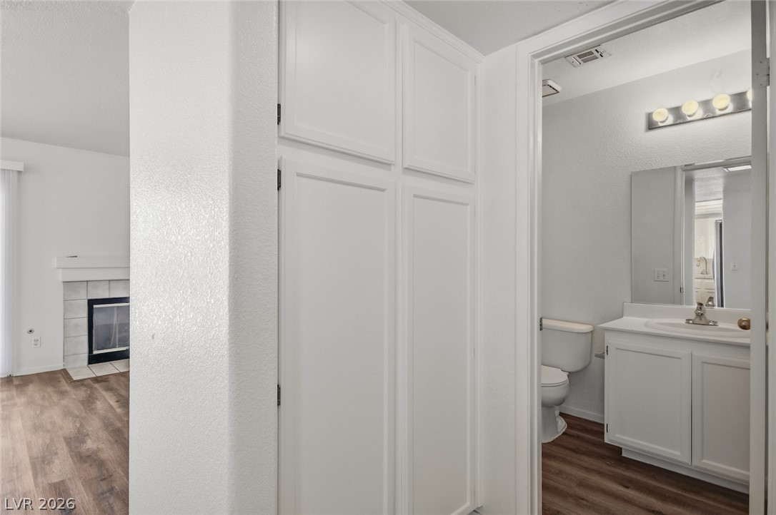 1428 Desert Hills Drive Las Vegas NV 89117