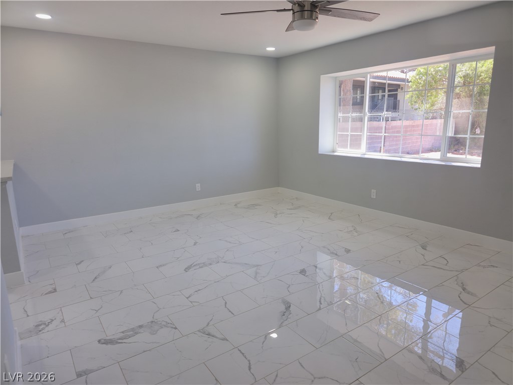 5230 Rou Circle Las Vegas NV 89122