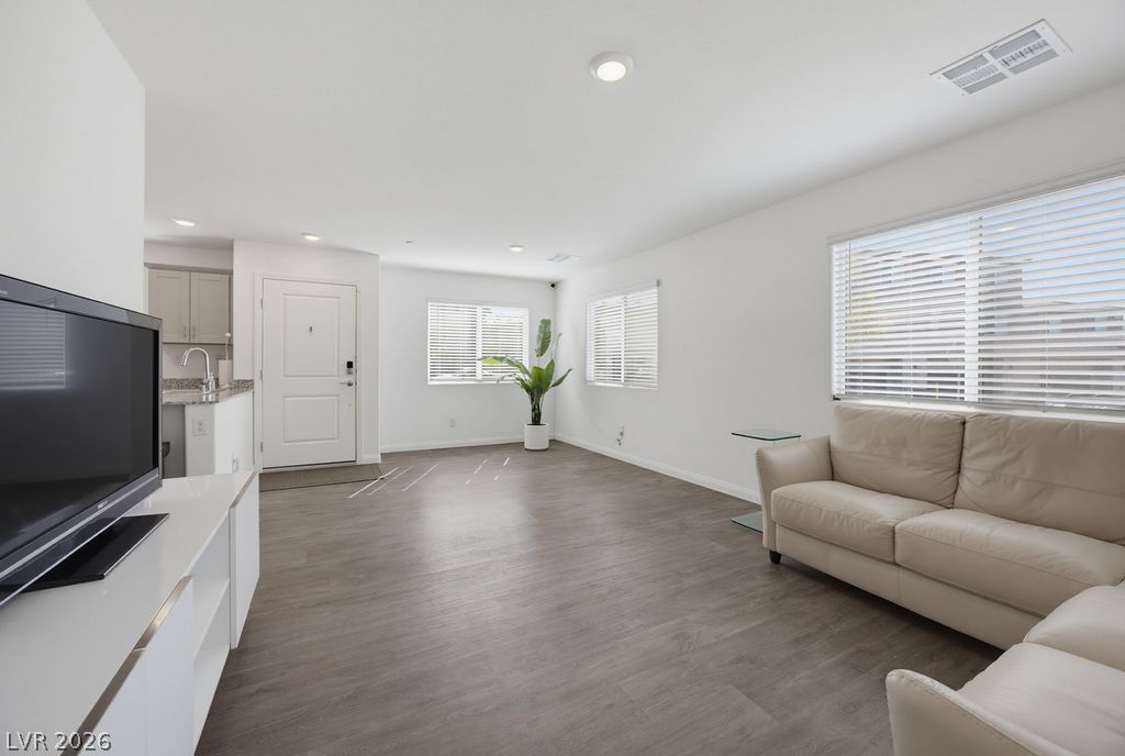 2713 Lucky Lavender Court 4 Las Vegas NV 89183