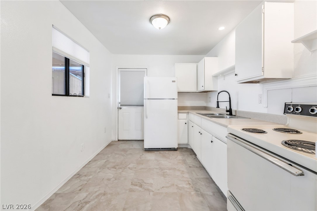 242 Nebraska Avenue Henderson NV 89015