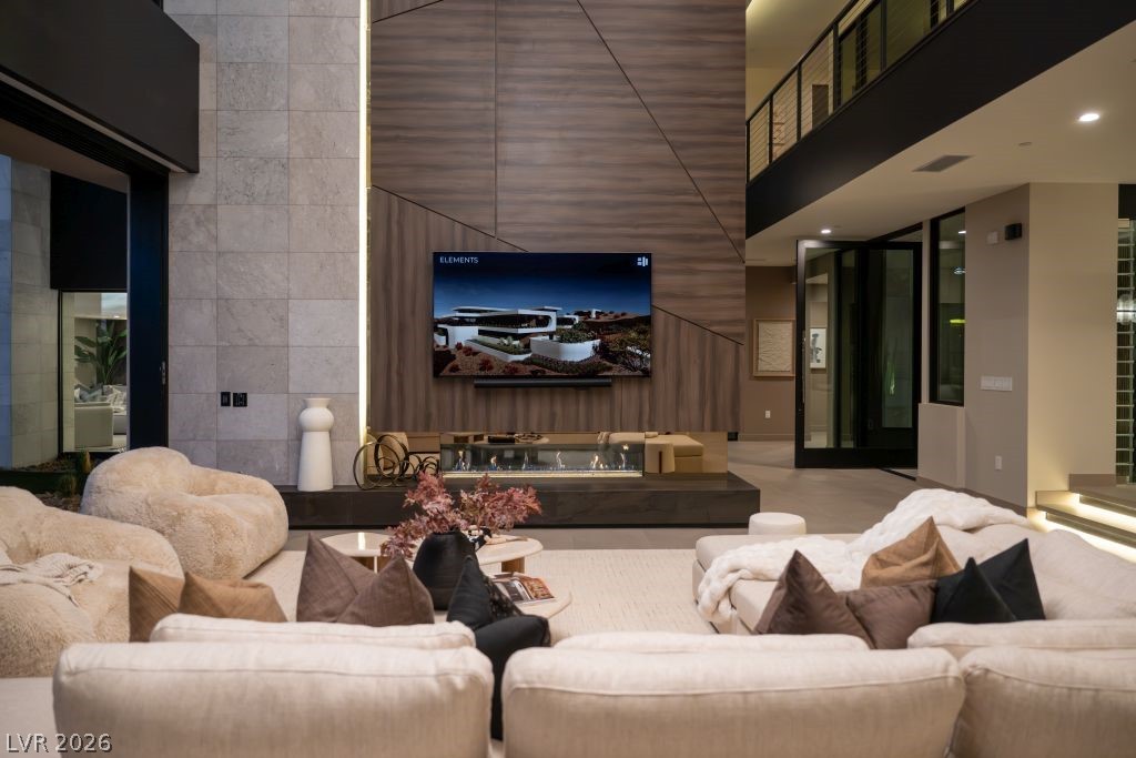 12 Chisel Crest Court Henderson NV 89012