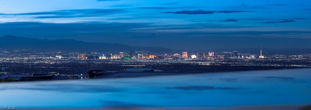 12 Chisel Crest Court Henderson NV 89012
