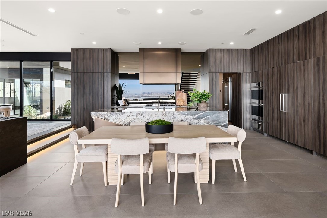 12 Chisel Crest Court Henderson NV 89012