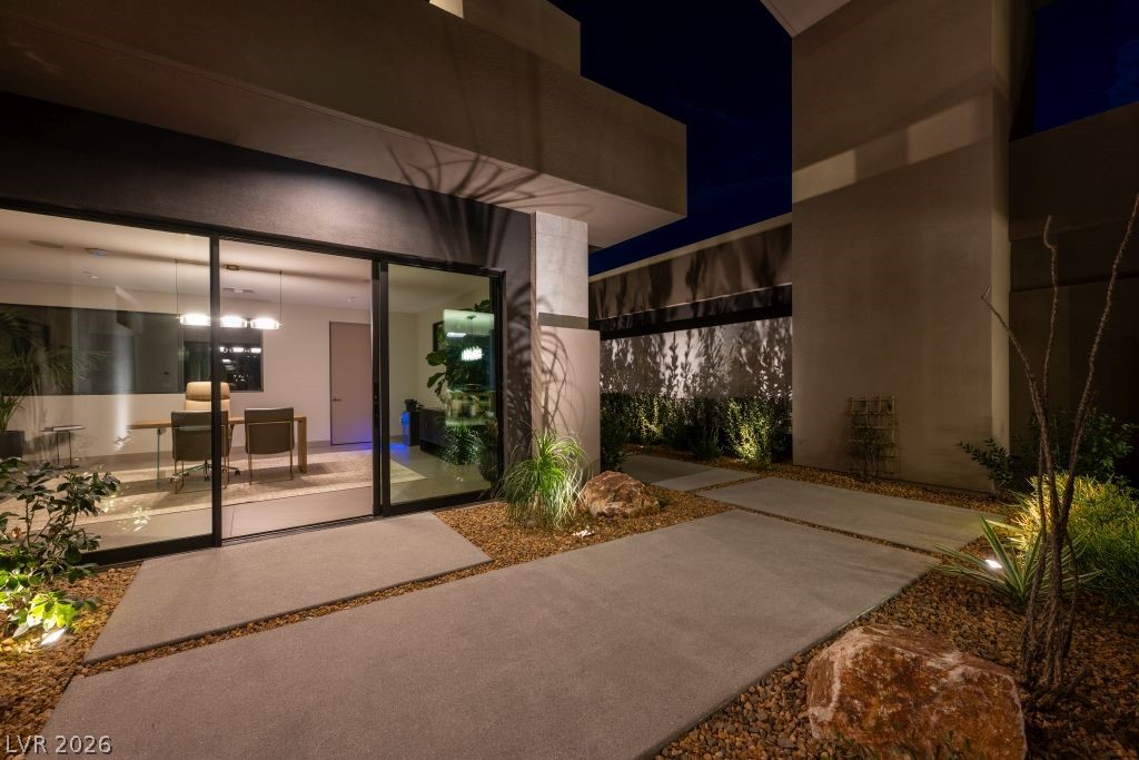 12 Chisel Crest Court Henderson NV 89012