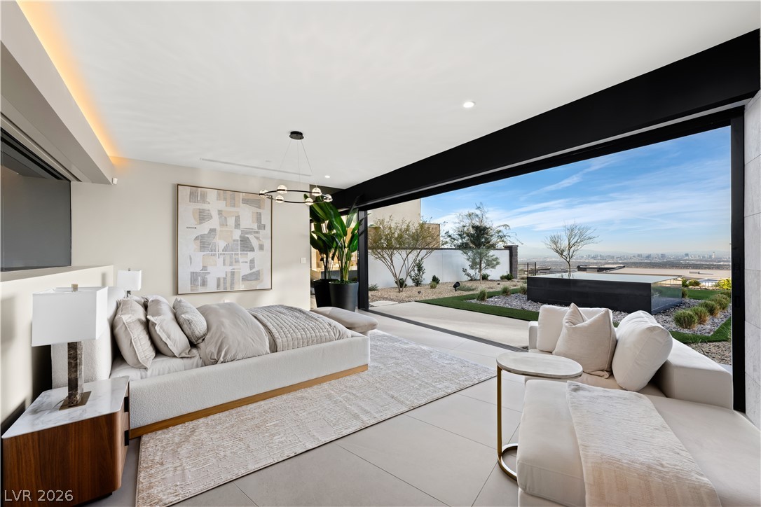 12 Chisel Crest Court Henderson NV 89012