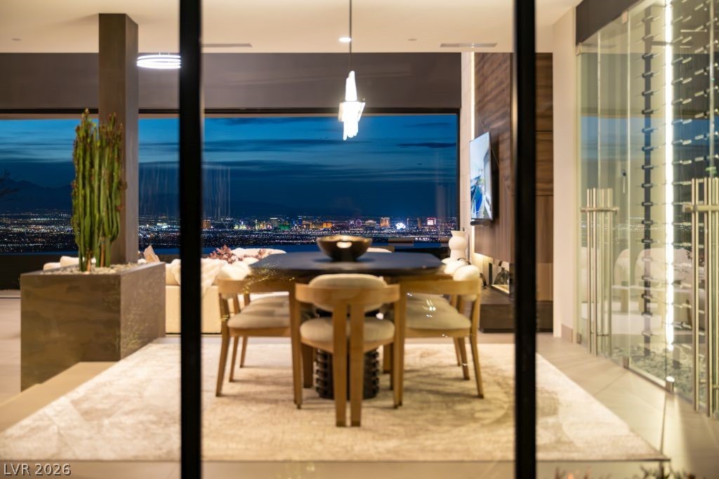 12 Chisel Crest Court Henderson NV 89012