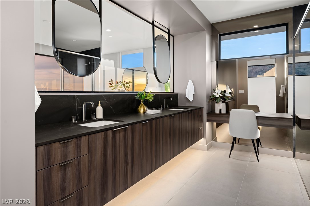 12 Chisel Crest Court Henderson NV 89012