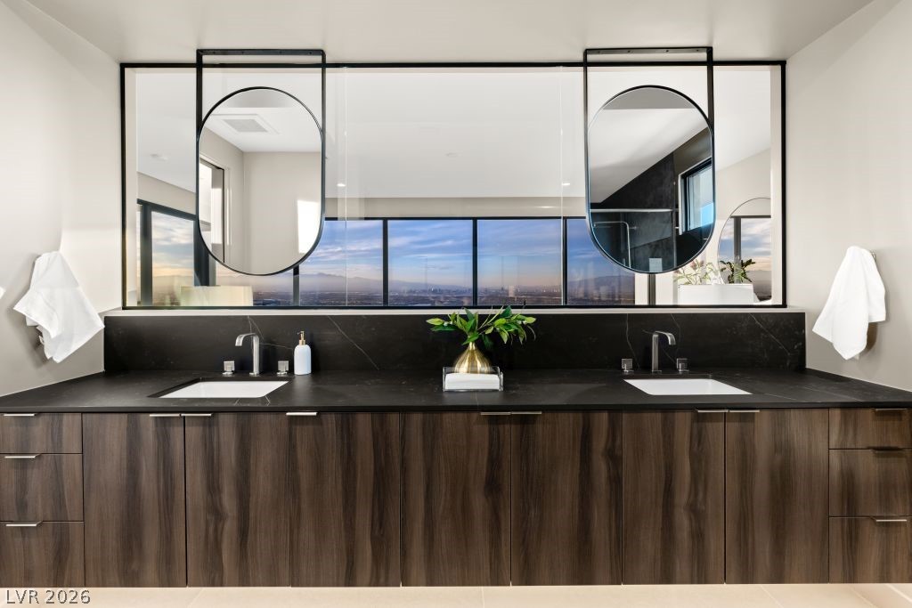12 Chisel Crest Court Henderson NV 89012