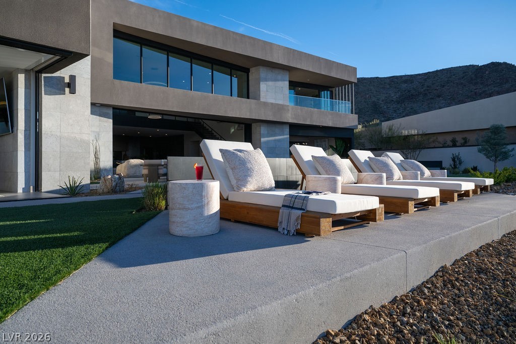 12 Chisel Crest Court Henderson NV 89012