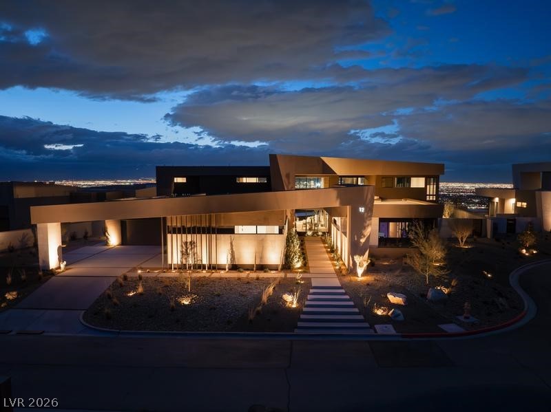 12 Chisel Crest Court Henderson NV 89012