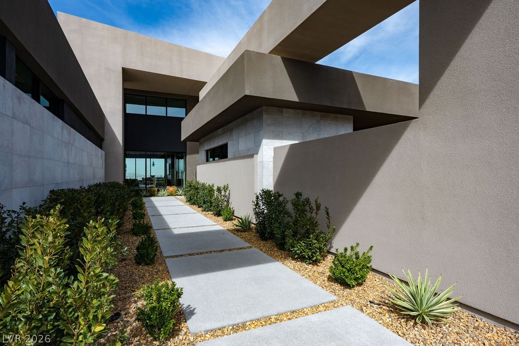 12 Chisel Crest Court Henderson NV 89012