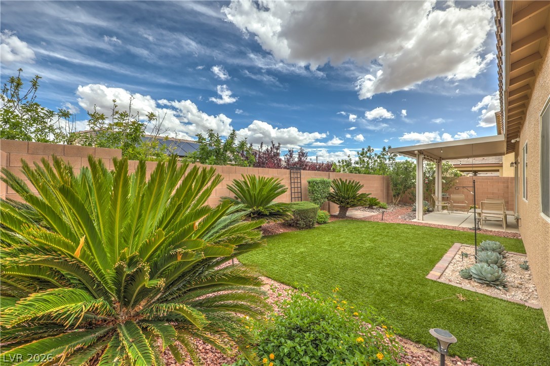 6426 Emerson Gardens Street Las Vegas NV 89166