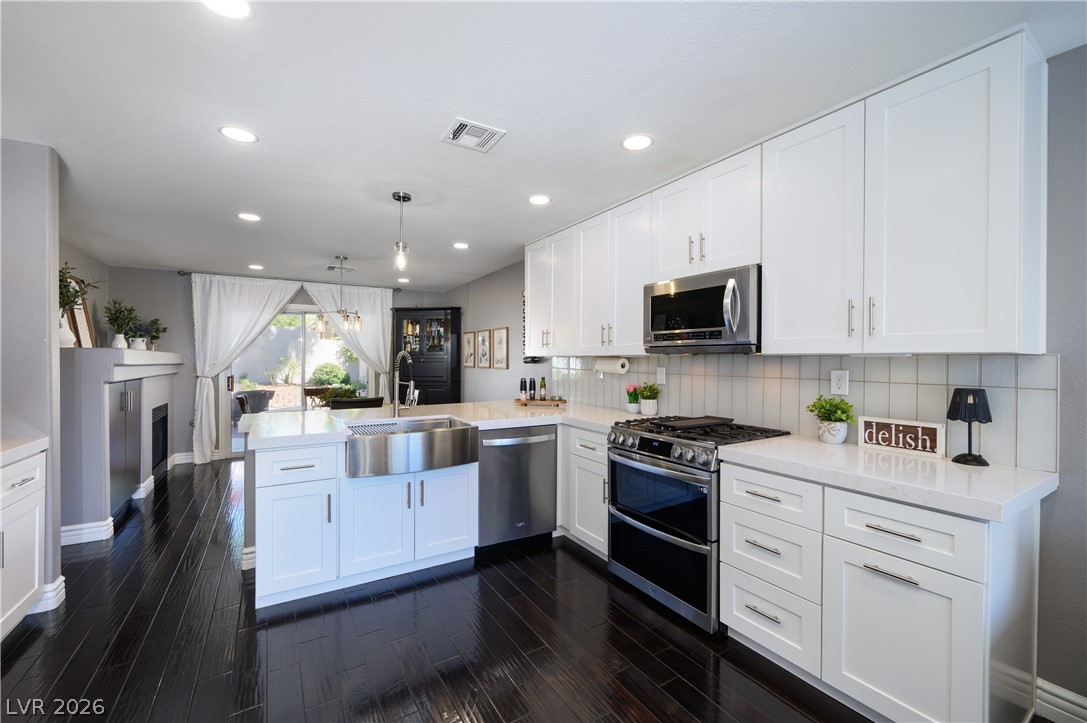 10228 Amber Hue Lane Las Vegas NV 89144