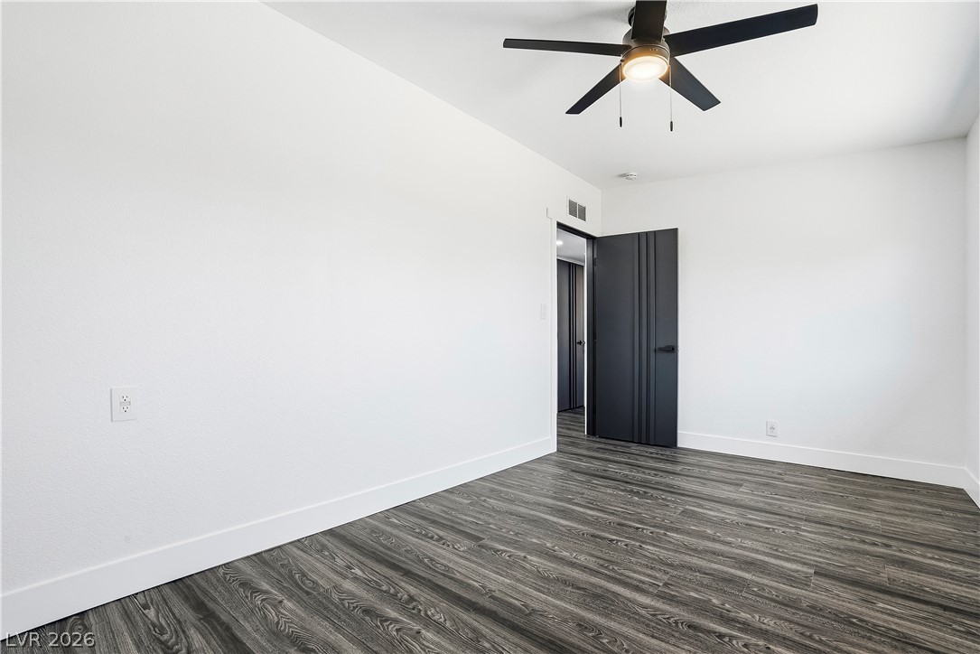 1809 Oakwood Avenue North Las Vegas NV 89030