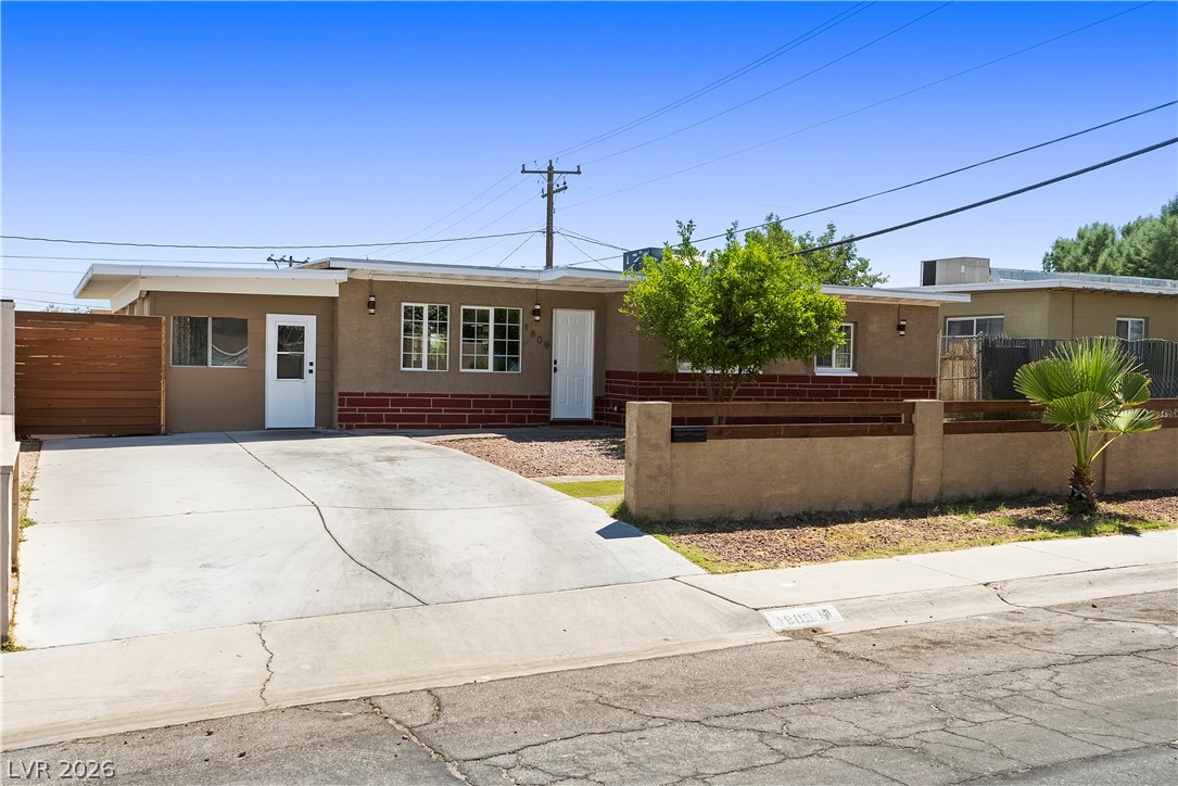 1809 Oakwood Avenue North Las Vegas NV 89030