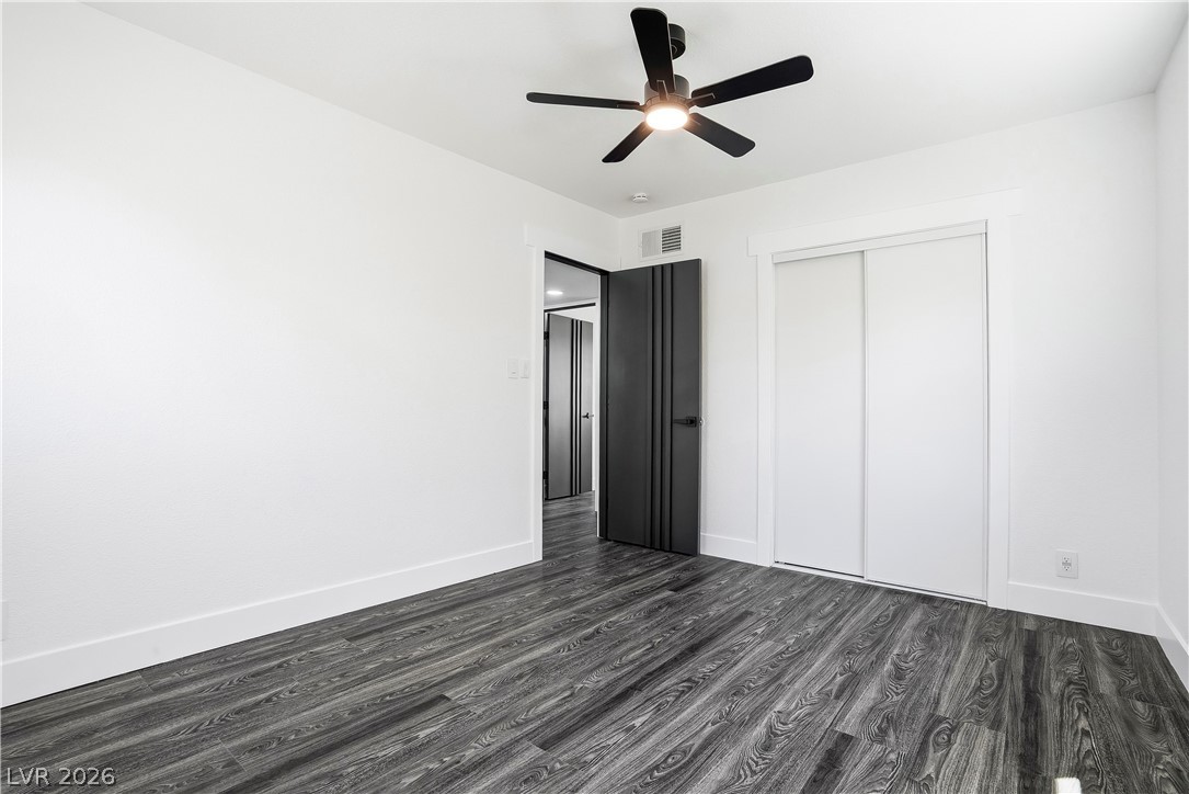 1809 Oakwood Avenue North Las Vegas NV 89030