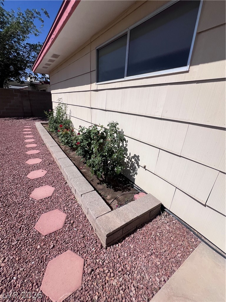 321 Lakehurst Road Las Vegas NV 89145