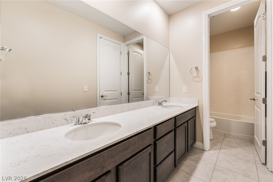 7323 Durand Park Street Las Vegas NV 89166