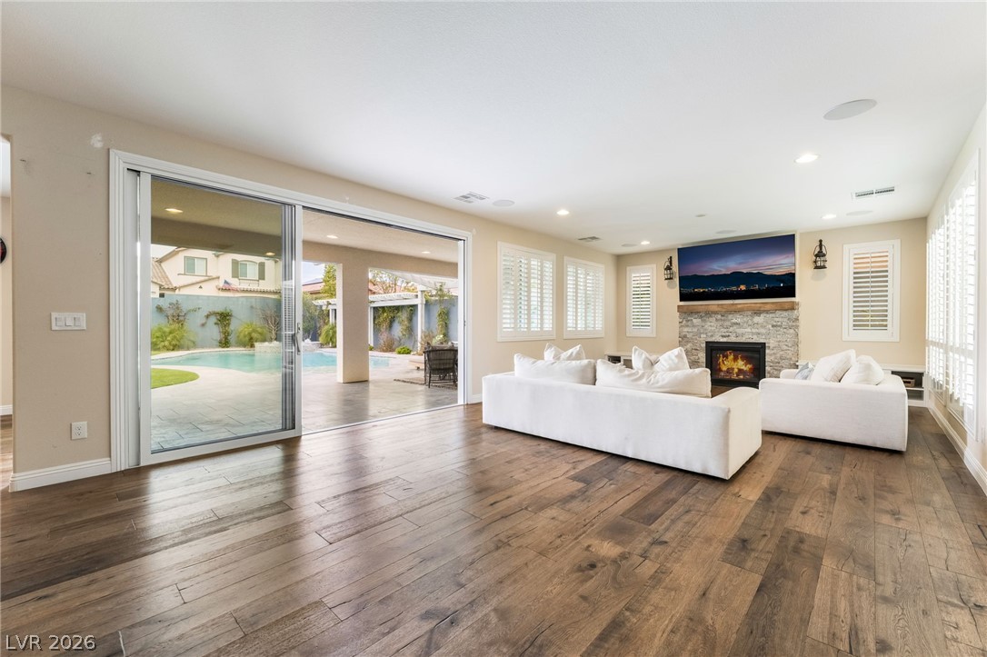 7323 Durand Park Street Las Vegas NV 89166